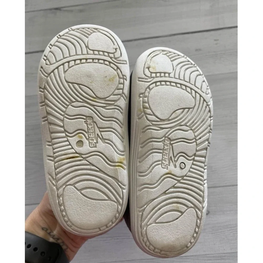 Speedo kids water‎ shoes grey black little kids medium 7/8